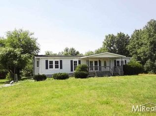 5420 Mayer Rd, Casco, MI 48064