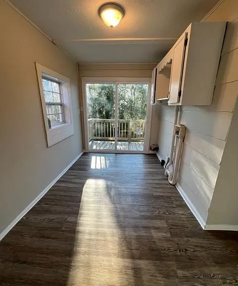 172 Watkins Ct — Photo 4
