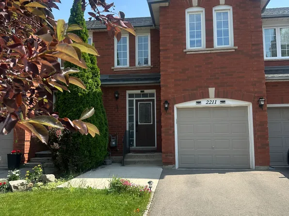 2211 Ridge Lndg, Oakville, ON L6M 3L7