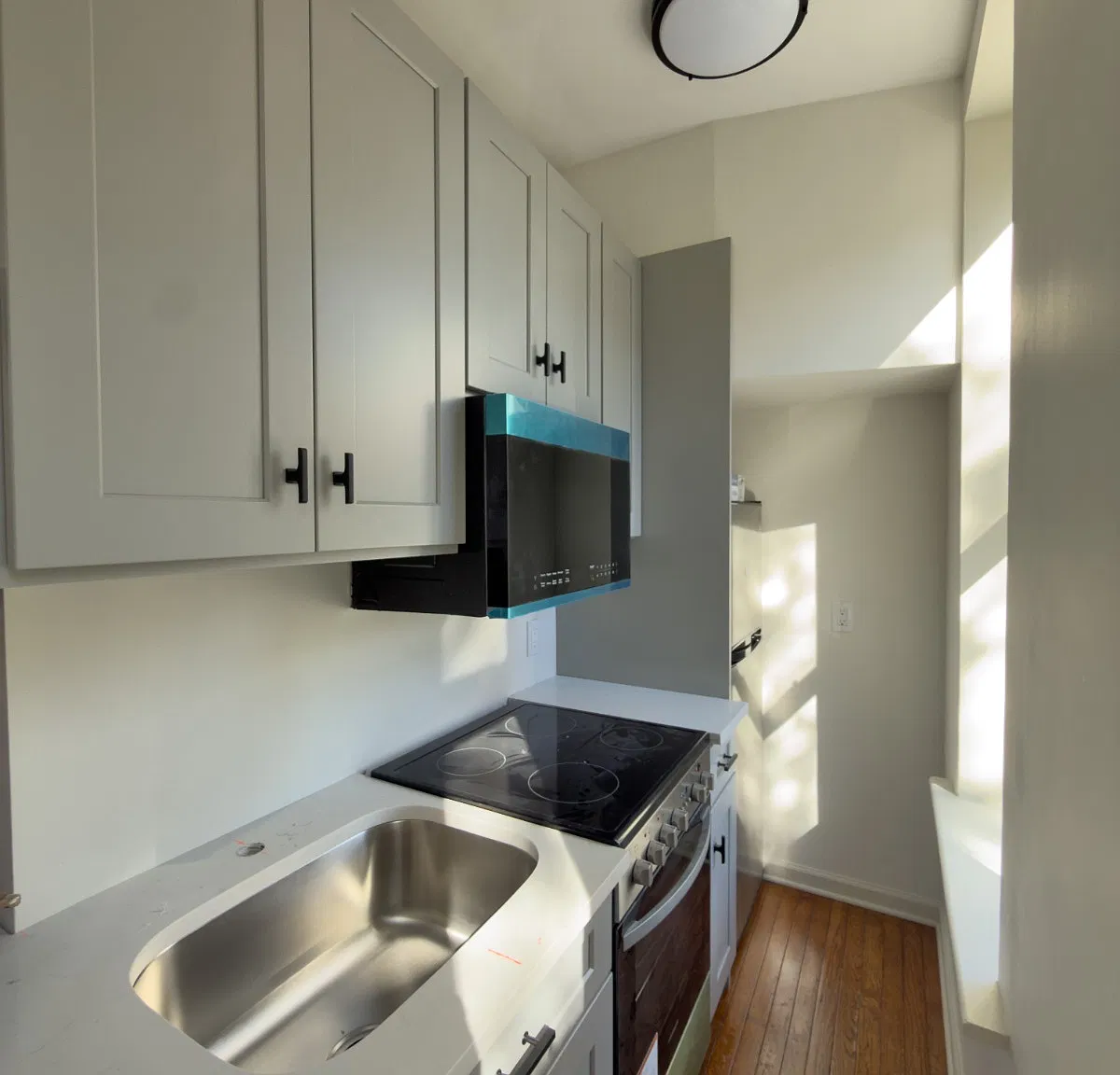 98 Kingston Avenue — Photo 3