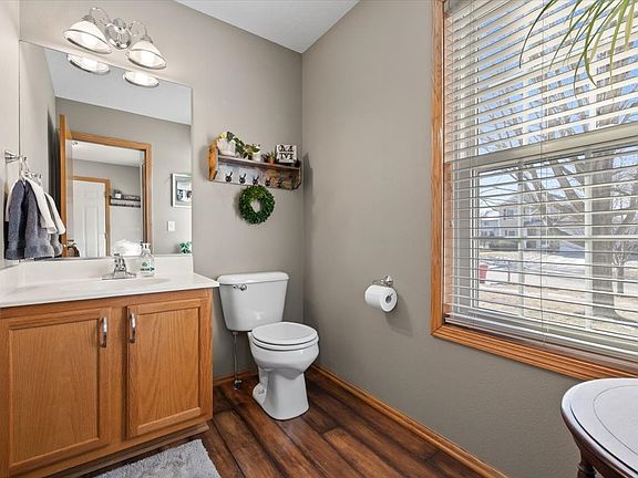 3rd image of 2929 SW Meadow Ridge Dr