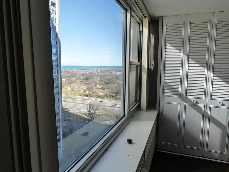 4250 N Marine Dr #1413 — Photo 10