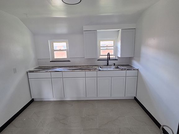 3rd image of 6900 Riverside Pl APT 35C