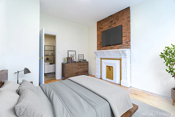 Rented by Compass | media 2