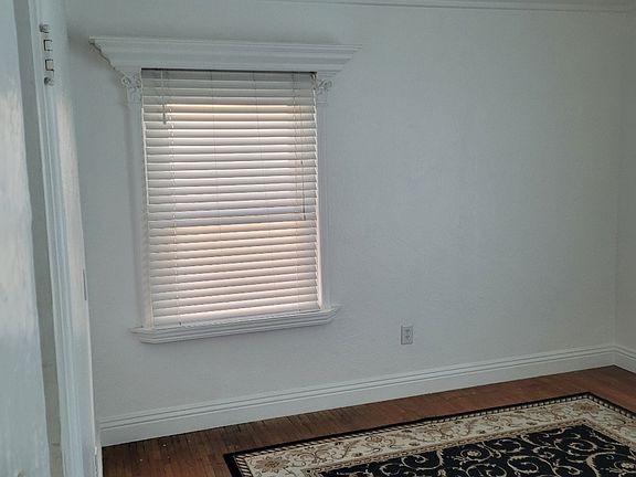5th image of 3840 Loma Vista Rd