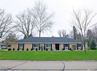 1019 Hyde Park Dr, Dayton, OH