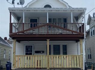 908 24th St, Niagara Falls, NY 14301