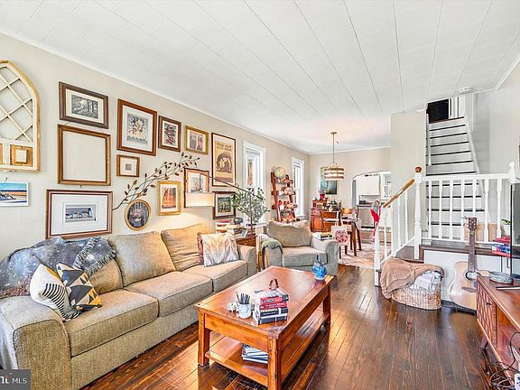 2nd image of 16 Lincoln Ave