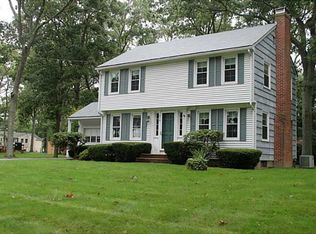 215 Kingswood Rd, North Kingstown, RI 02852