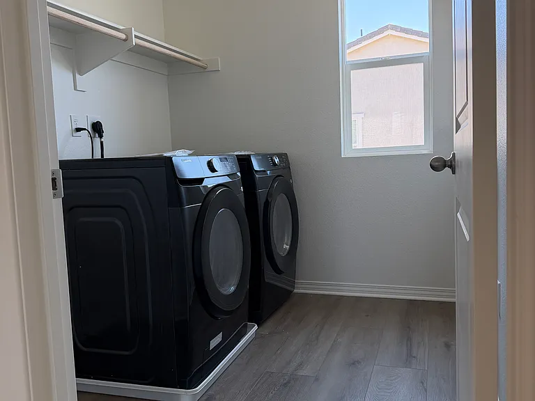 19407 Arenal Way — Photo 27