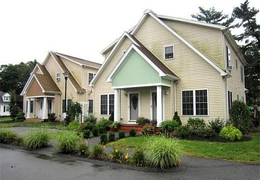2nd image of 105 Wampatuck St