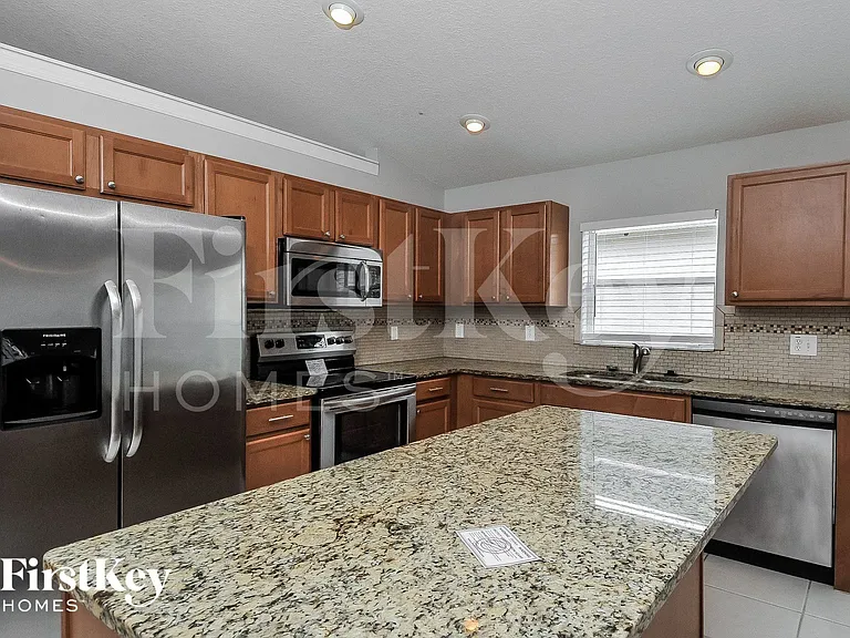 8129 Alamosa Wood Ave — Photo 7