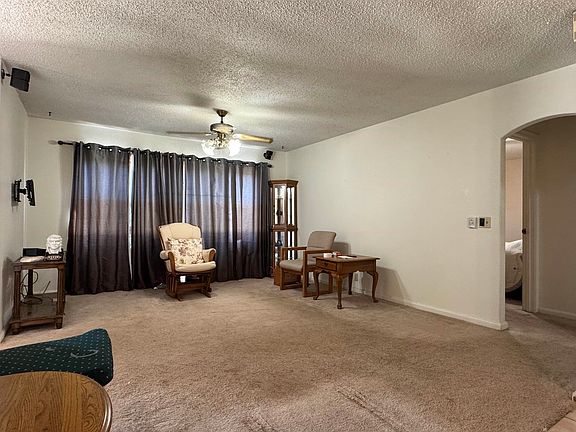 4th image of 719 W Highway St