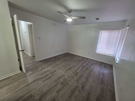 5th image of 3914 Watermelon Rd APT 36D