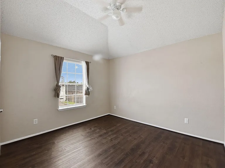 1310 Brenda Ln #C — Photo 10