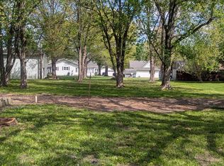 260 N Sherman St, Cisco, IL 61830