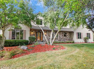 1946 Wallinford Cir, Sun Prairie, WI 53590