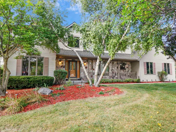 1946 Wallinford Cir, Sun Prairie, WI 53590