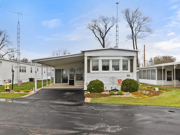 1623 NE Catawba Rd #146, Port Clinton, OH 43452