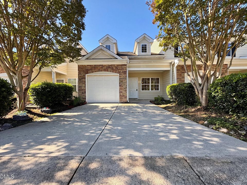 1st image of 42 Sunnyview Ln