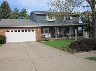 40 Lincoln Ct, Morton, IL