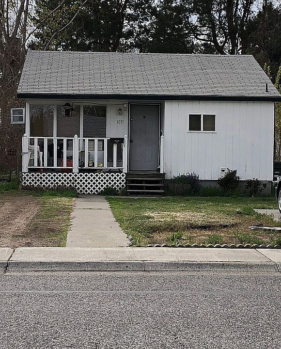 1st image of 1031 Wright Ave