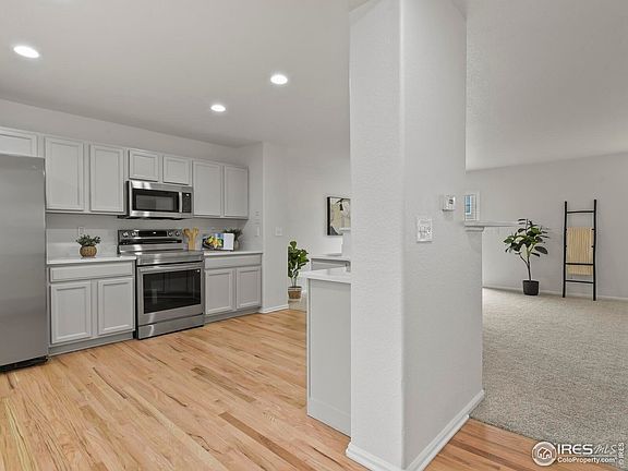 4th image of 1178 Lark Ln
