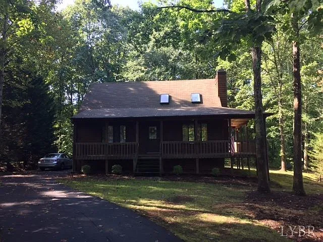 607 Jefferson Woods Dr photo 1
