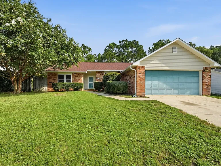 1243 Jefferyscot Dr — Photo 2