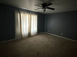 2840 Willow Dr, Bettendorf, IA 52722