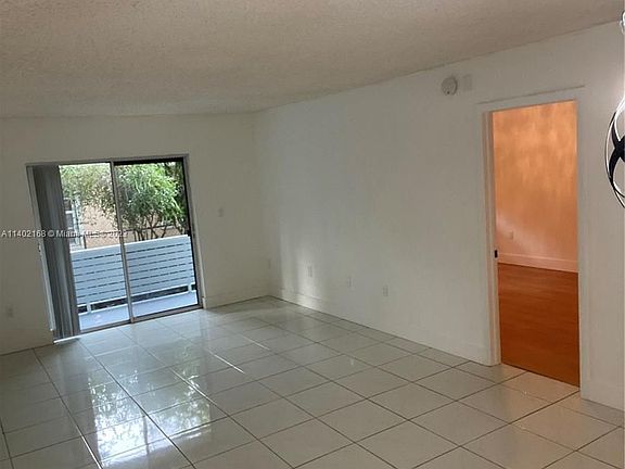 2nd image of 1740 Jefferson Ave APT 2