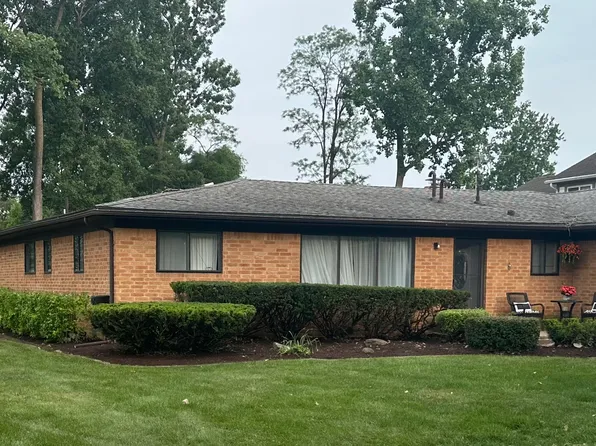 1075 Lalond Ave, Waterford, MI 48327