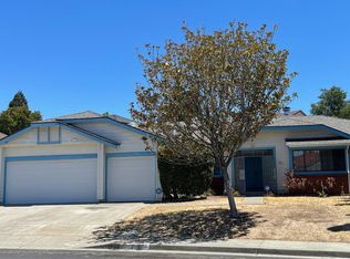 220 Trotter Dr, Vallejo, CA 94591