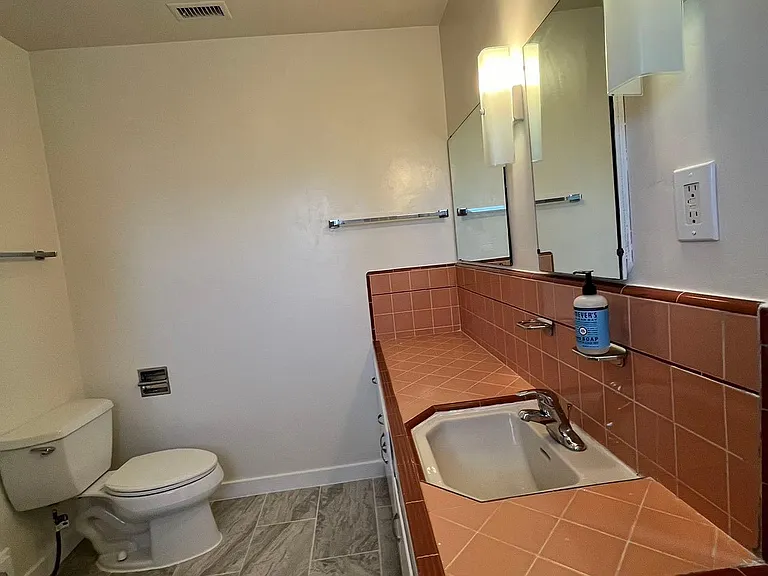 1414 S Indian Summer Ave — Photo 10