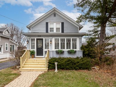 428 Hillside Ave, Glen Ellyn, IL, 60137