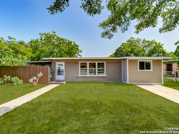 1930 W Hutchins Pl, San Antonio, TX 78224