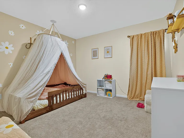 1928 Blackbrush Dr — Photo 12