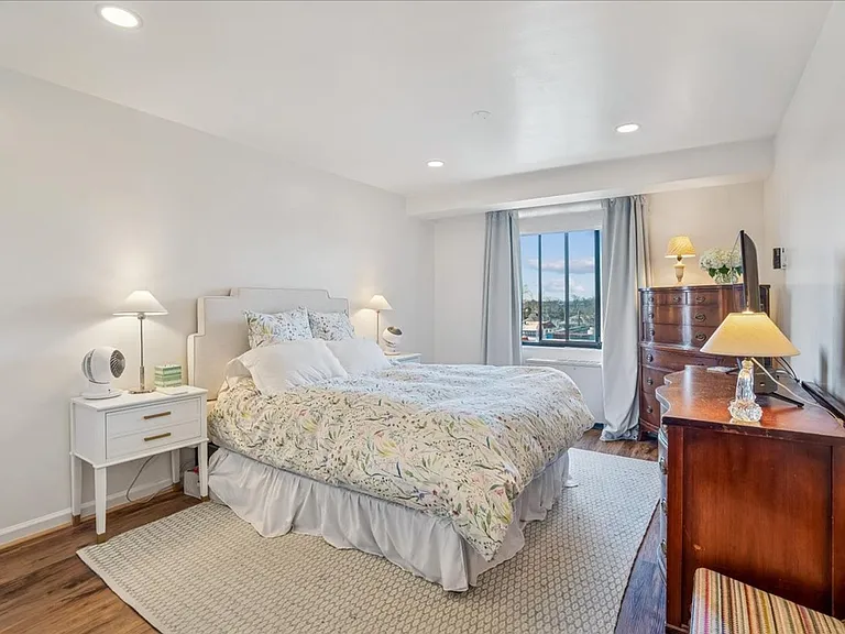 3315 Wisconsin Ave NW #407 — Photo 14