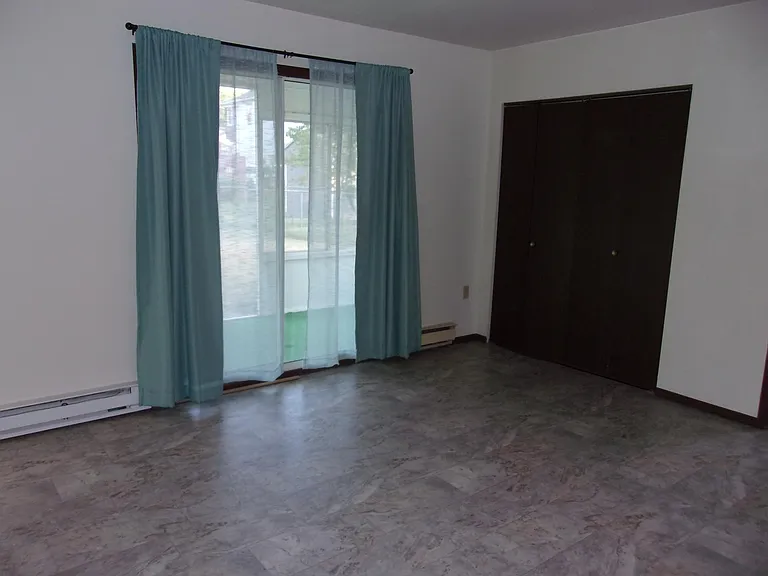 111 N Welles Ave — Photo 12