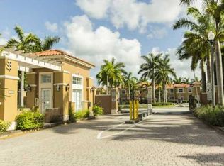 764 SW 106th Ave, Pembroke Pines, FL 33025