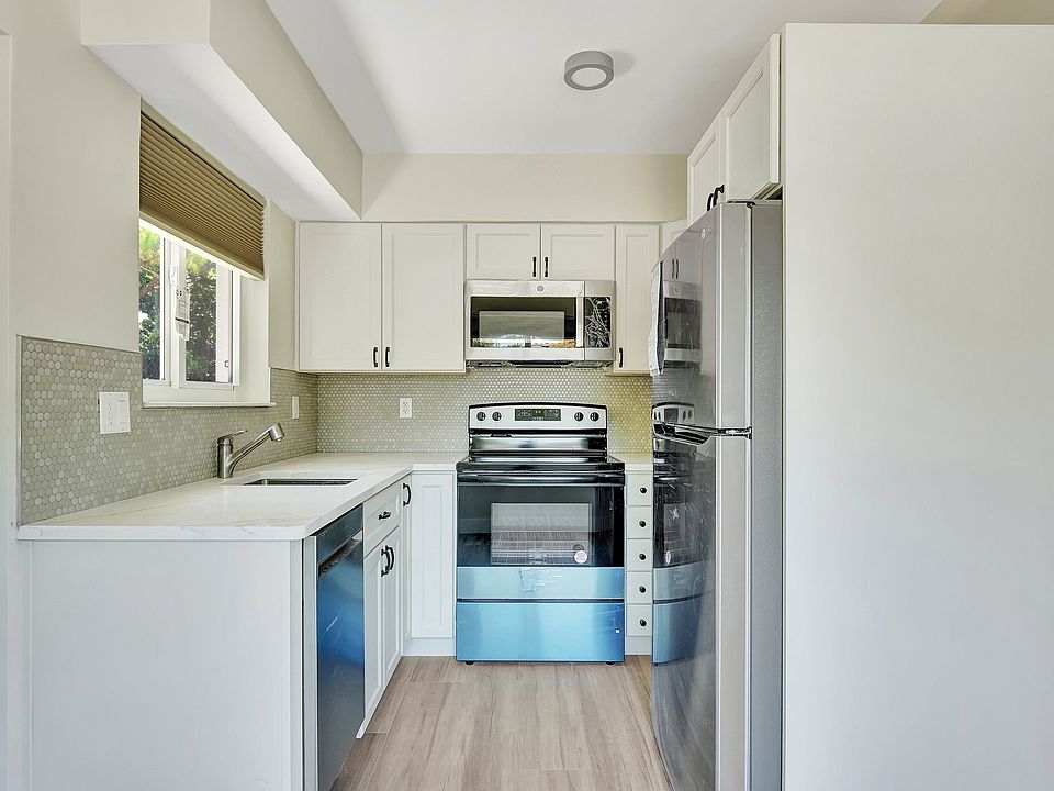 1st image of 873 NE 39th St #873