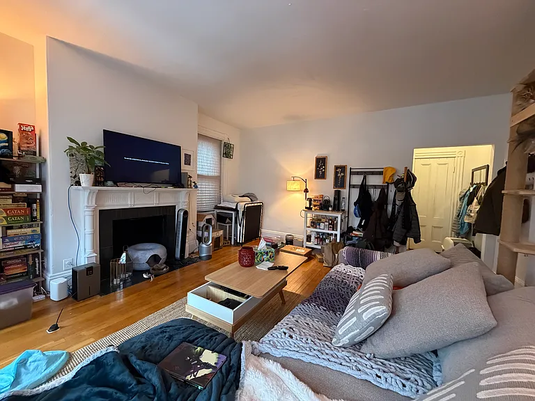 16 Davis Ave #4 — Photo 13