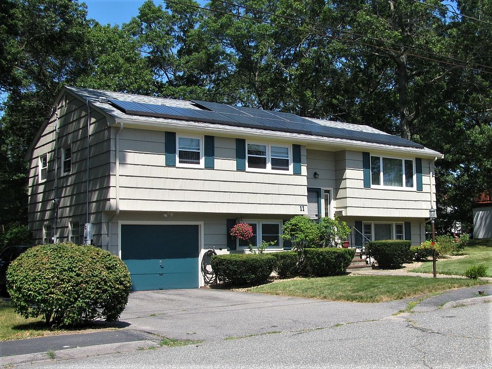 1st image of 11 Van Tassel Dr