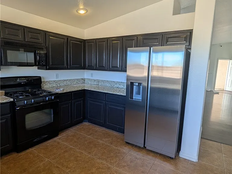 2266 Smokey Sky Dr — Photo 26