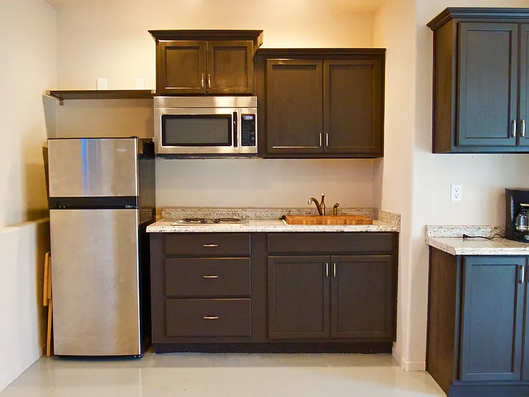 1237 W Oak Ave — Photo 27
