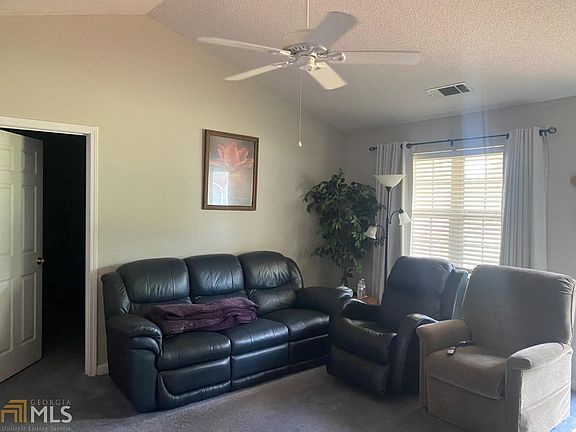 3rd image of 114 Home Ct