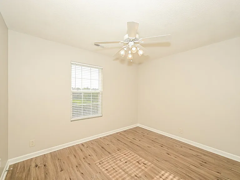 1440 Westview Dr — Photo 15