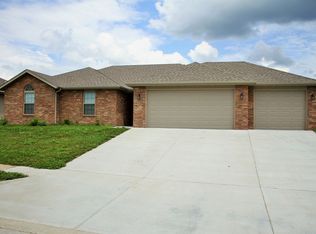 3108 N Wabash Ave, Springfield, MO 65803