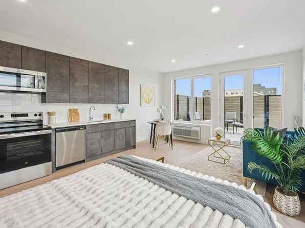 1 Mallory Avenue image 20 of 51