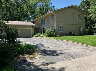 21621 W Wilmar Ave, Grayslake, IL